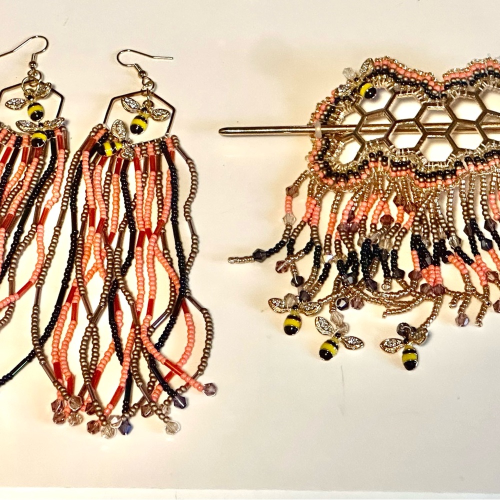 Bee-Themed Beaded Earrings and Hairpin Set